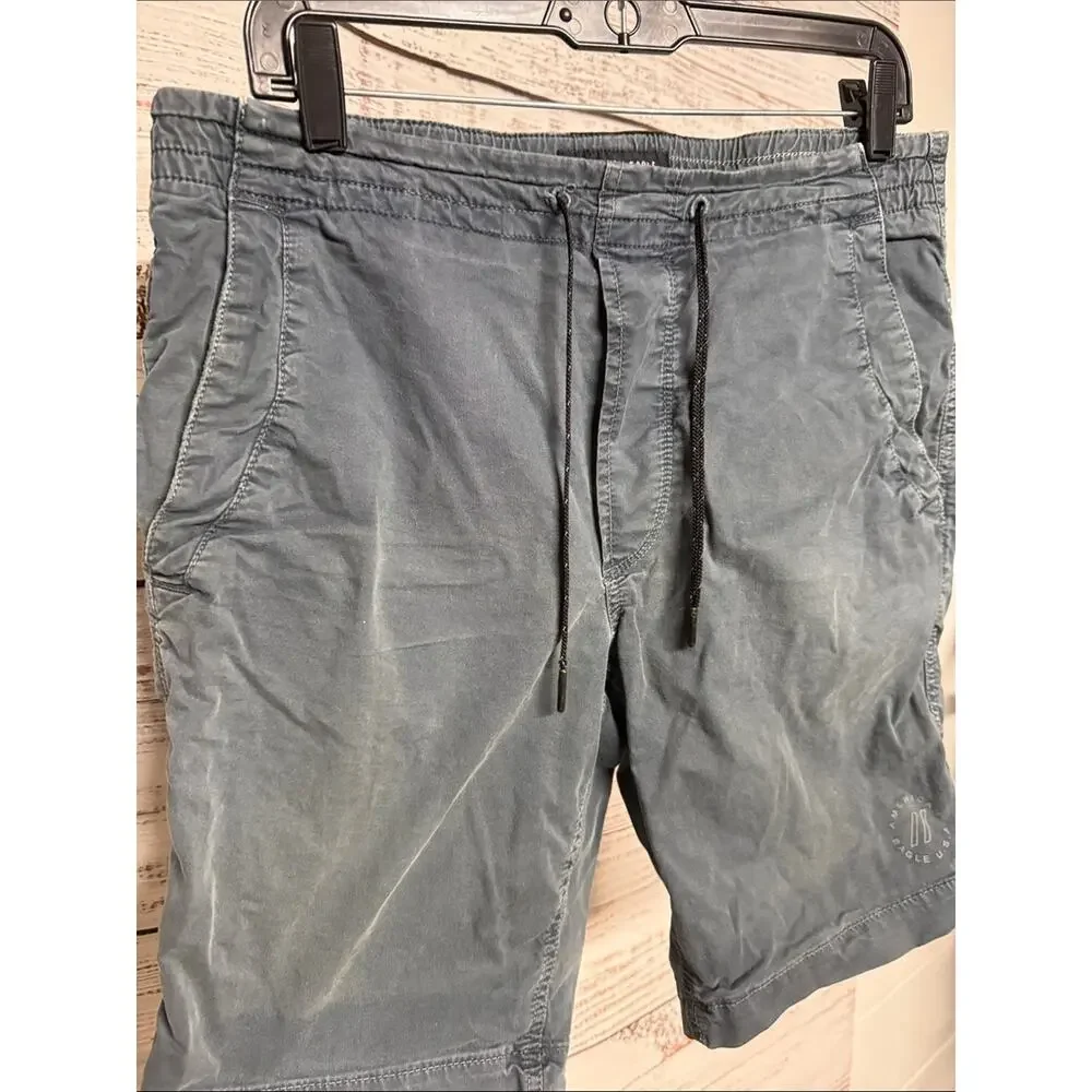 American Eagle Outfitters 17 across